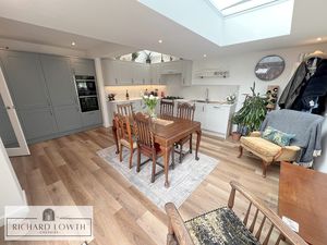 Open Plan Kitchen- click for photo gallery
